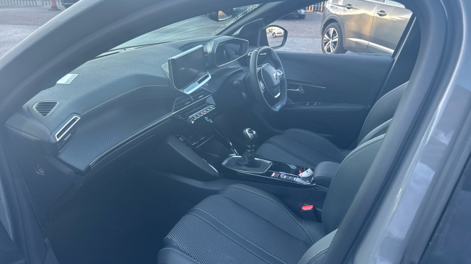 Peugeot 208 1.2 100 Turbo GT 5dr Petrol Hatchback - Image 11